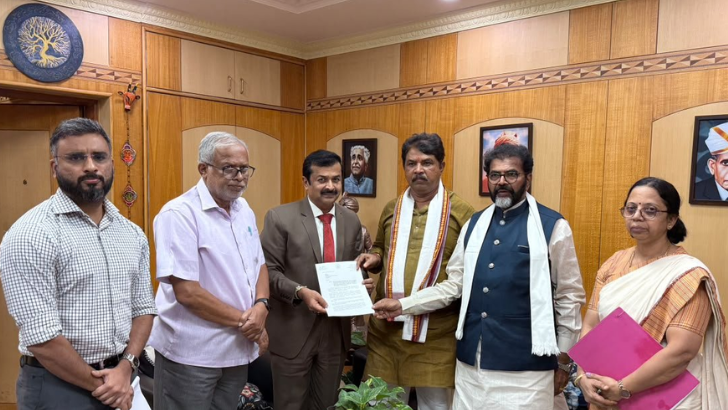 https://salarnews.in/public/uploads/images/newsimages/maannewsimage27072026_214832_CT Ravi.png